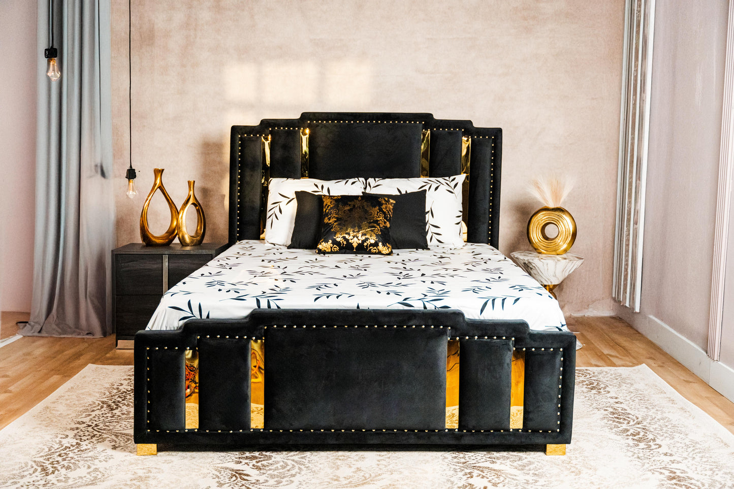 Velvet-9133-Black-and-Gold-King-Size-Bed-Frame