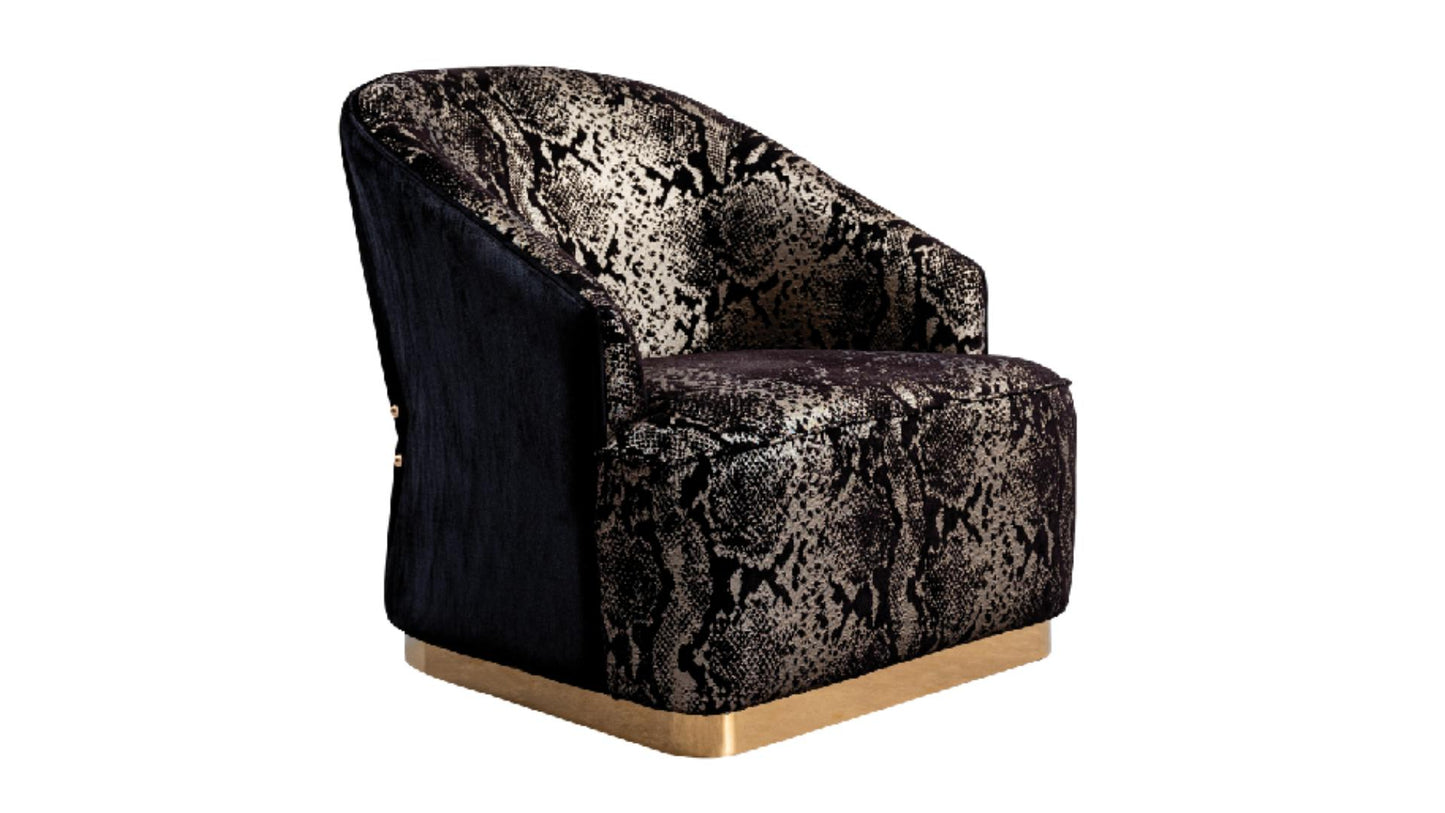 L7225 – Majestic Sofa – Black