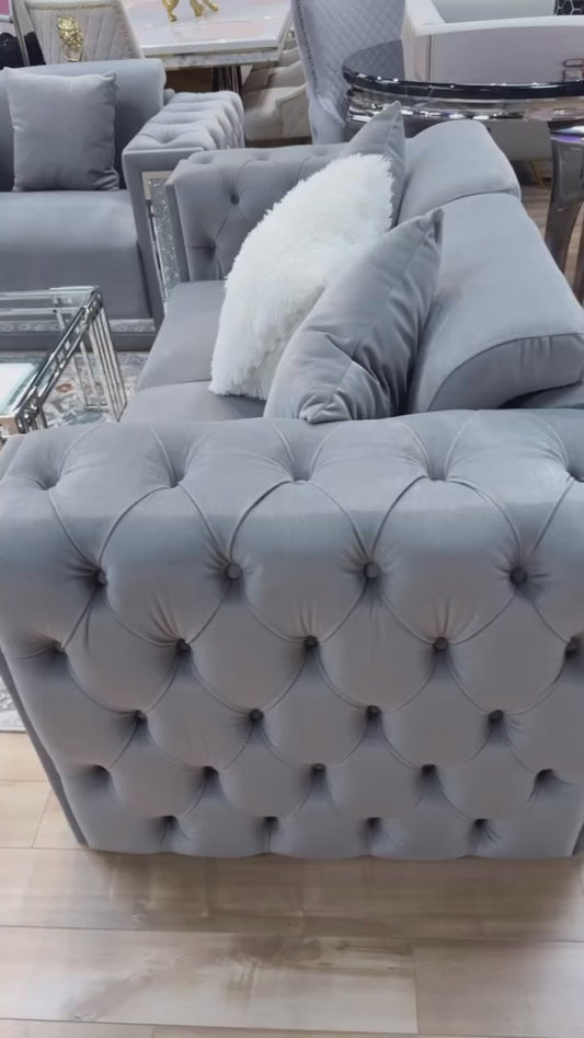 Upholstery Tufted Italian Sofa Set